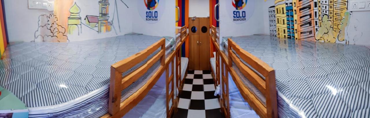 Solo Backpacker Hostel Mumbai Exterior photo