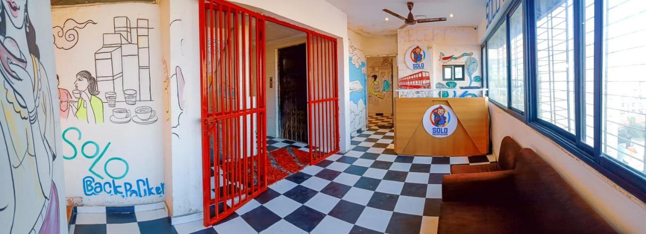 Solo Backpacker Hostel Mumbai Exterior photo